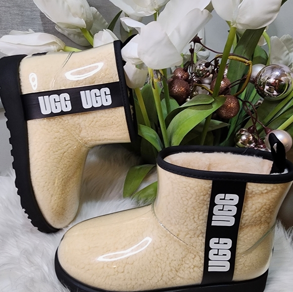 UGG Women Clear Mini Boots  new - Picture 2 of 5